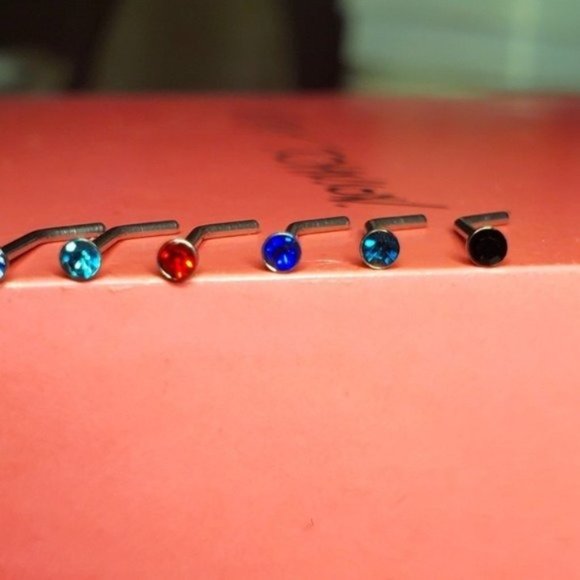 New 10 Crystal Micro Minimalist Tiny Nose Studs - Picture 5 of 16